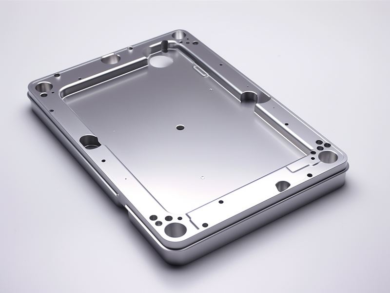 保護(hù)設(shè)備長(zhǎng)壽命：選擇耐用的加工設(shè)備外殼(設(shè)備保護(hù)裝置)(圖1)