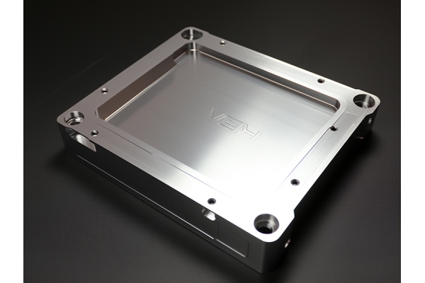 零件外殼加工的行業(yè)挑戰(zhàn)與應(yīng)對(外殼加工需要什么機器)